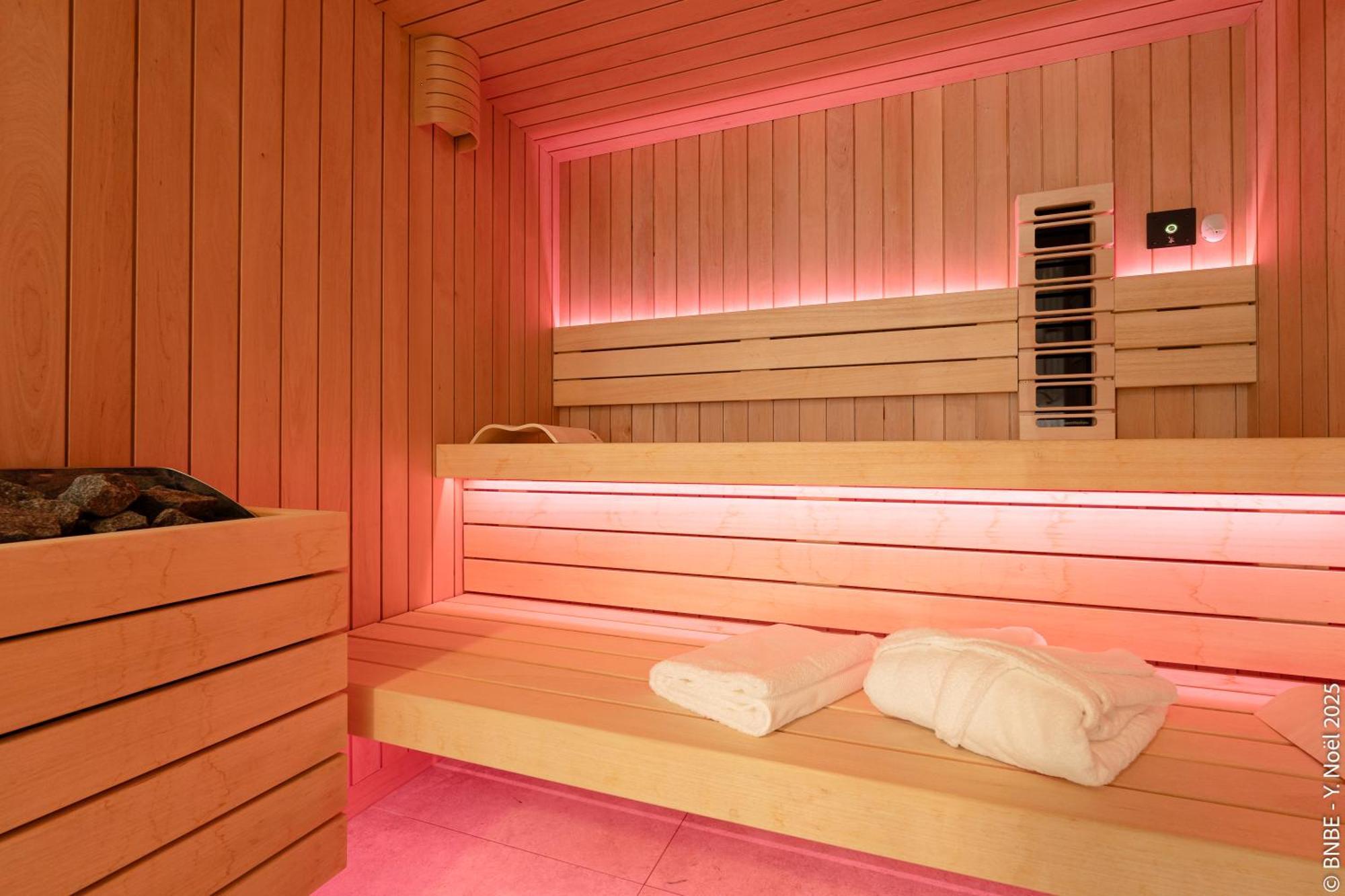 Sous La Houlette, Suites, Piscine Interieure Et Sauna Villers-la-Ville Ngoại thất bức ảnh